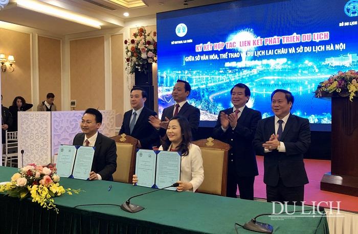 Đại diện 2 Sở VHTTDL Lai Châu và Sở Du lịch Hà Nội ký kết Biên bản liên kết hợp tác phát triển du lịch